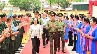 Deputy Minister Le Quoc Hung attends “All People Protecting National Security” Festival in Lang Son province