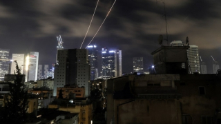 Iran cảnh báo Mỹ không "nhúng tay" vào cuộc xung đột với Israel