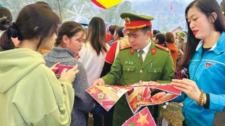 Xác thực điện tử khi mua bán xe: Bước tiến từ dữ liệu dân cư đến phục vụ người dân và phát triển kinh tế số