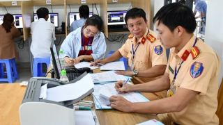 Công an tỉnh Quảng Nam tổ chức kỳ sát hạch, cấp giấy phép lái xe đầu tiên