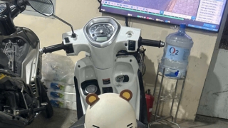 Vào UBND phường... trộm xe