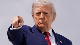 Ông Trump: "Không ai biết tôi sẽ làm gì với Iran"