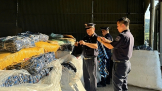 Thu giữ 450 chiếc đồng hồ đeo tay giả nhãn hiệu Rolex