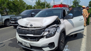 Vũng Tàu: Va chạm liên hoàn khiến nhiều ô tô hư hỏng