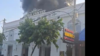 Trung tâm tiệc cưới bốc cháy sau tiếng nổ lớn