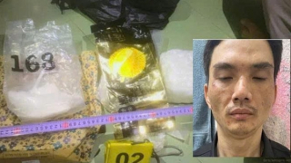 Bắt nhóm đối tượng mua bán 2 kg ma túy đá