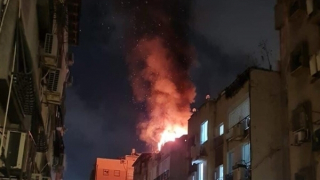 Iran dội mưa hỏa lực, Israel đáp trả bằng "sóng tấn công"