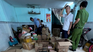 Triệt phá đường dây sản xuất, buôn bán nước hoa giả với số lượng đặc biệt lớn