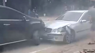 Tài xế ô tô "phê" ma túy, chở theo con gái rồi gây tai nạn