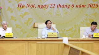 Không để việc tổ chức chính quyền địa phương ảnh hưởng đến các công việc khác