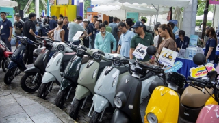 Nhiều tài xế dịch vụ đổi xe điện Vinfast vì thấy quá hời