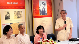 Tấm giấy báo tử và câu chuyện xúc động về làm báo ở chiến trường