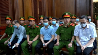 Cựu giám đốc Trung tâm lý lịch tư pháp và các đồng phạm nhận hối lộ hàng chục tỷ đồng