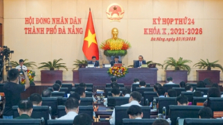 Chủ tịch UBND TP Đà Nẵng được chấp nhận nghỉ hưu trước tuổi theo nguyện vọng