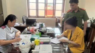 Phát hiện 2 vụ "thẩm mỹ viện" cho khách trong nhà nghỉ