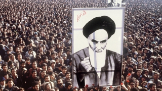 Từ thiên đường hợp tác đến vực thẳm đối đầu