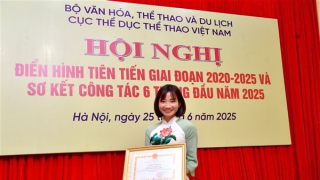 "Nữ hoàng điền kinh" Nguyễn Thị Oanh: Thể thao đã thay đổi sống của tôi