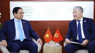 Đẩy mạnh hợp tác kinh tế, thương mại, kết nối đường sắt giữa hai nước Việt Nam và Kyrgyzstan