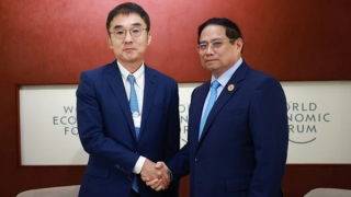 Thủ tướng đề nghị ERIA đồng hành với Việt Nam tìm động lực tăng trưởng mới