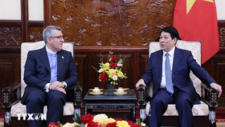 Chủ tịch nước Lương Cường tiếp Đại sứ Canada và Iran đến chào từ biệt