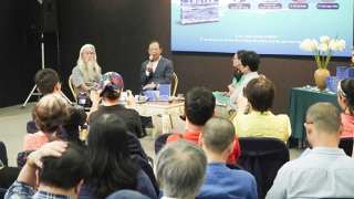 “Thuyền” - mở ra những vết thương cho ánh sáng đi vào