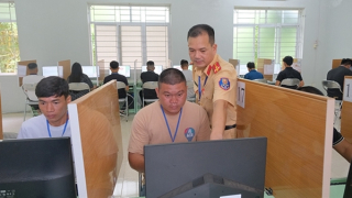 Công an tỉnh Cao Bằng tổ chức kỳ thi sát hạch lái xe đầu tiên