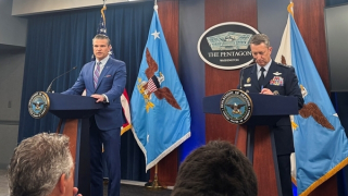 Mỹ bác tin Iran di chuyển hết uranium khỏi căn cứ trước khi bị tấn công