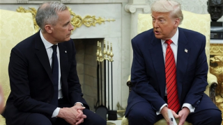 Washington dừng các cuộc đàm phán thương mại với Canada