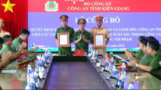 Khen thưởng các tập thể có thành tích xuất sắc trong đấu tranh phòng, chống tội phạm