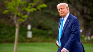 Nước Mỹ, quyền lực và đồng tiền