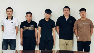 Bắt giữ nhóm đối tượng sử dụng mạng để chiếm đoạt tài sản