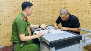 Bị bắt sau 35 năm trốn truy nã