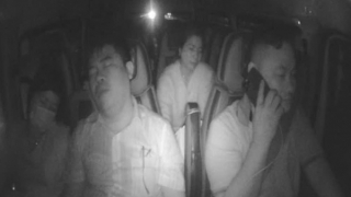 Cảnh báo nguy hiểm việc lái xe sử dụng điện thoại khi đang điều khiển phương tiện