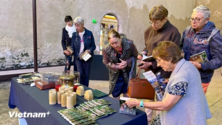 Phiên bản số của Hoàng thành Thăng Long và Cổ Loa hiện diện giữa lòng nước Pháp