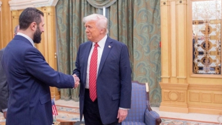 Mỹ gỡ danh sách khủng bố đối với HTS, mở đường cho hợp tác tái thiết Syria