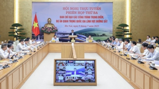 Thủ tướng: Khởi công giải phóng mặt bằng 2 dự án đường sắt vào ngày 19/8/2025