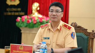 Vi phạm sẽ được báo trong 2 giờ, CSGT kiểm tra tất cả các giấy tờ qua hệ thống