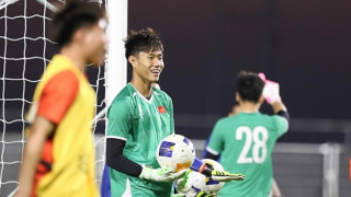 Bóng đá Việt Nam tập huấn ở nước ngoài: Đi một ngày đàng…