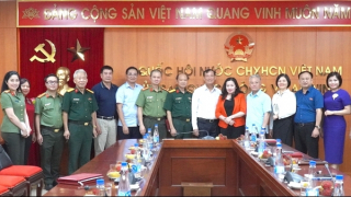 Tăng cường hiệu quả công tác thông tin, tuyên truyền về lĩnh vực quốc phòng, an ninh, đối ngoại