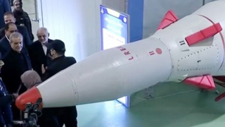 Khi tiêu chuẩn kép “rút chốt” trật tự hạt nhân