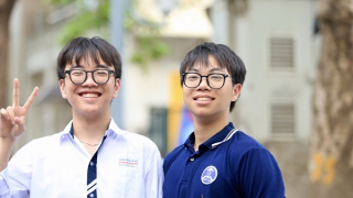 Phổ điểm thi tốt nghiệp THPT năm 2025 có gì đáng chú ý?