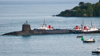Thủy thủ Anh đùa có bom trên tàu ngầm hạt nhân, căn cứ báo động khẩn