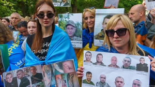 Cuộc chiến ở Ukraine và hành trình đi tìm người thân