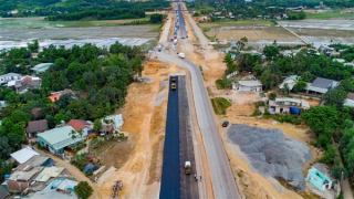 Không để “vài trăm mét” làm chậm cả tuyến cao tốc Hòa Liên – Túy Loan