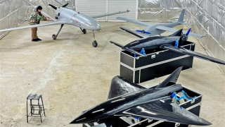 Tổng thống Zelensky: Mỹ muốn mua vũ khí do Ukraine sản xuất!