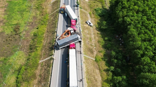 Thiếu làn dừng khẩn cấp - Tai nạn vẫn rình rập trên cao tốc