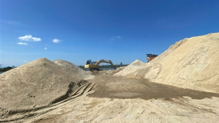 Đà Nẵng cảnh báo “cát tặc” nhân danh… doanh nghiệp