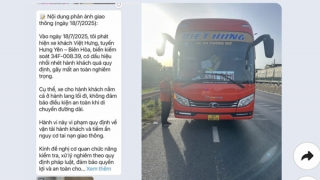 Xe khách nhồi quá 15 người, hành khách gửi tin nhắn báo Cục trưởng Cục CSGT