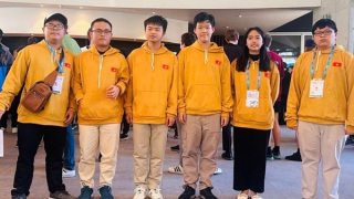 6 học sinh Việt Nam tham gia Olympic Toán quốc tế 2025 đều đạt huy chương