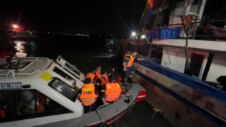 Hơn 200 CBCS Công an Quảng Ninh tham gia hỗ trợ cứu nạn nhân vụ lật tàu du lịch